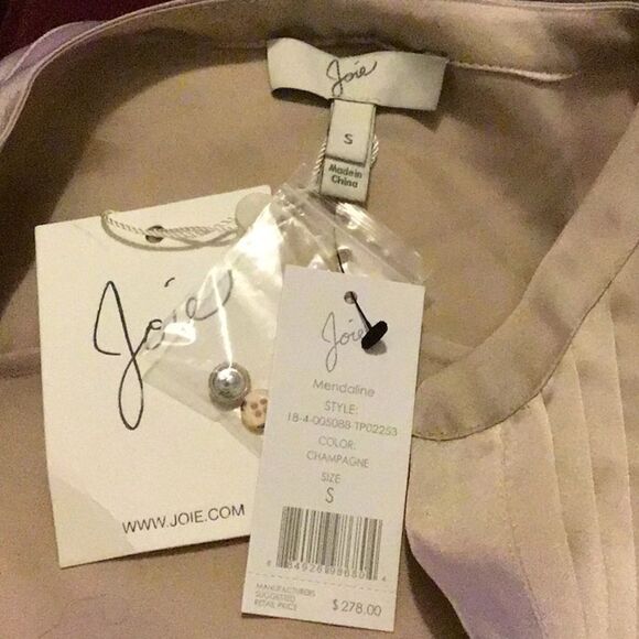 Joie Mendaline Champagne Color Satin Silk Blouse New Size Small - Picture 3 of 5